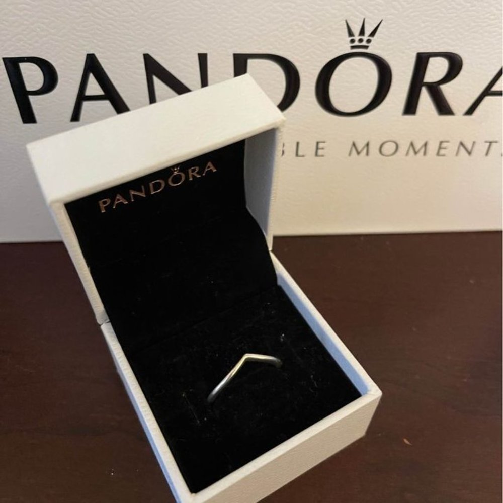Authentic Pandora Shining Wish Ring Size 54 / 7 , Item #196314 Stacking ring